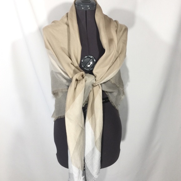 New Coach Windowpane Light Weight Scarf - Picture 4 of 7